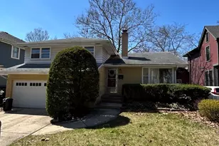 4808 Linscott Ave, Downers Grove, IL 60515 - Photo 1
