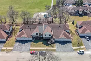 823 E Coach Rd, Palatine, IL 60074 - Photo 1