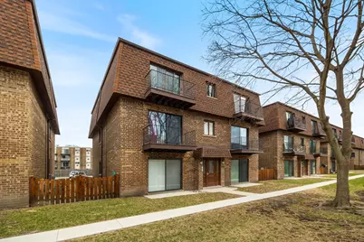 9813 Bianco Terrace #D, Des Plaines, IL 60016 - Photo 1