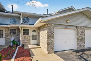 842 N Tamarac Blvd, Addison, IL 60101 - Photo 1