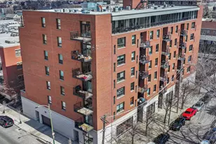 974 W 35th Pl, Chicago, IL 60609 - Photo 1