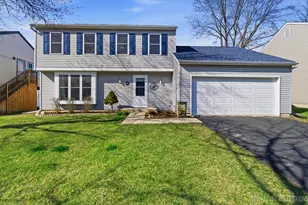 1462 Adams Ave, Saint Charles, IL 60174 - Photo 1