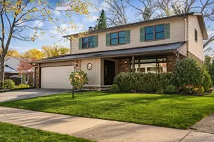9 E Lillian Ave, Arlington Heights, IL 60004 - Photo 1