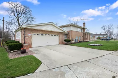 167 Kingston Place, Chicago Heights, IL 60411 - Photo 1
