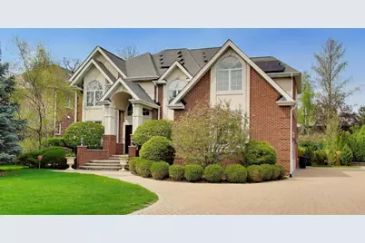 2444 N De Cook Court, Park Ridge, IL 60068 - Photo 1