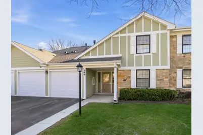 549 Williamsburg Court #B2, Wheeling, IL 60090 - Photo 1