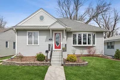 124 E Jackson Street, Villa Park, IL 60181 - Photo 1