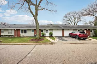7405 Chevy Chase Ct, Fox Lake, IL 60020 - Photo 1