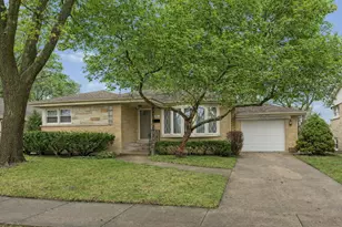 307 N Patton Ave, Arlington Heights, IL 60005 - Photo 1