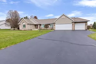 144 Glen Abbey Dr, Rockford, IL 61107 - Photo 1
