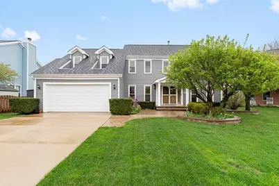 541 Salceda Lane, Mundelein, IL 60060 - Photo 1