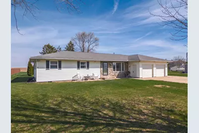 405 W Jeffery Street, Cullom, IL 60929 - Photo 1