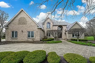 9150 Falling Waters Dr W, Burr Ridge, IL 60527 - Photo 1