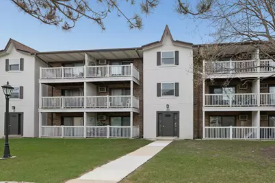 125 Gregory Street #4, Aurora, IL 60504 - Photo 1