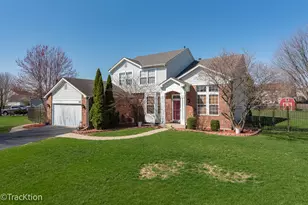 323 Mallard Ln, Sugar Grove, IL 60554 - Photo 1