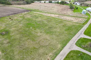2273 N 3409th Rd, Ottawa, IL 61350 - Photo 1