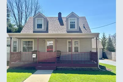 909 E 4th Street, Belvidere, IL 61008 - Photo 1