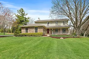 5720 Springs Blvd, Crystal Lake, IL 60012 - Photo 1