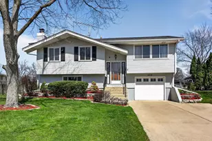 906 Jeffery Ct, Schaumburg, IL 60193 - Photo 1