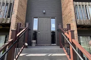633 Virginia Rd, Crystal Lake, IL 60014 - Photo 1