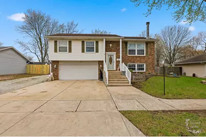 209 Meadows Road S, Bourbonnais, IL 60914 - Photo 1