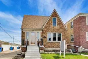 6341 N Neenah Ave, Chicago, IL 60631 - Photo 1