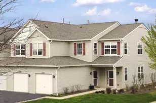 3175 Falling Waters Ln, Lindenhurst, IL 60046 - Photo 1