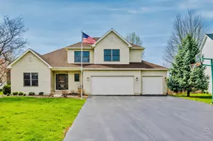 203 Cambridge Ct, Oswego, IL 60543 - Photo 1