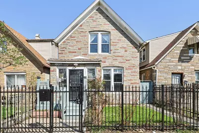 3346 W Iowa Street, Chicago, IL 60651 - Photo 1