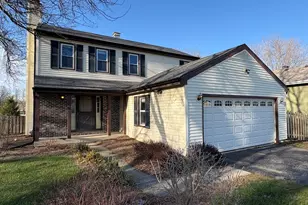 5524 W Shore Dr, McHenry, IL 60050 - Photo 1