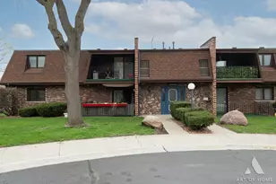 10600 S Brooklodge Ln, Palos Hills, IL 60465 - Photo 1