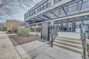 1001 W 15th St, Chicago, IL 60608 - Photo 1