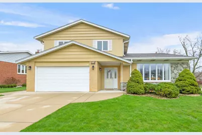 15329 Oak Road, Oak Forest, IL 60452 - Photo 1
