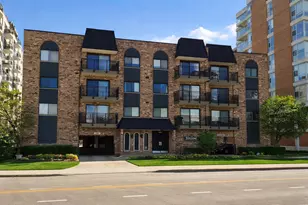 603 S River Rd, Des Plaines, IL 60016 - Photo 1