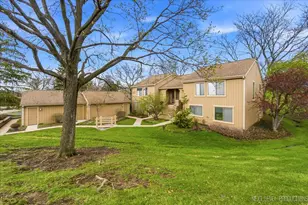 746 Oak Hill Rd, Lake Barrington, IL 60010 - Photo 1