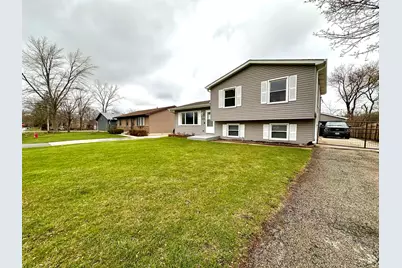 38093 N Cornell Road, Beach Park, IL 60087 - Photo 1