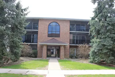 4943 E Circle Drive #305, Crestwood, IL 60418 - Photo 1