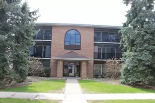 4943 E Circle Dr, Crestwood, IL 60418 - Photo 1