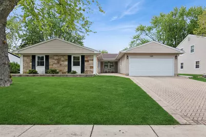 1801 Cambourne Lane, Schaumburg, IL 60194 - Photo 1