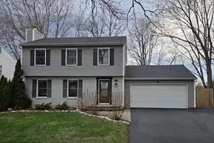 730 Liberty Ave, Saint Charles, IL 60174 - Photo 1