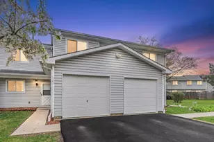 523 Alton Ct, Carol Stream, IL 60188 - Photo 1