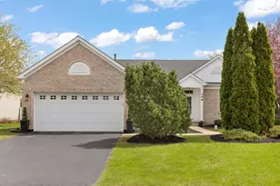 306 Austin Dr, Shorewood, IL 60404 - Photo 1