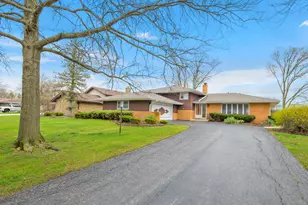 12853 S Cedar Ln, Palos Heights, IL 60463 - Photo 1
