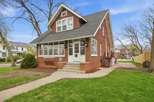 500 Catherine St, Ottawa, IL 61350 - Photo 1