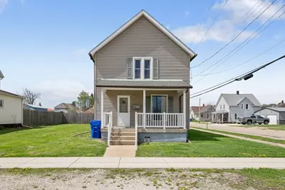 825 N Burr Street, Kewanee, IL 61443 - Photo 1