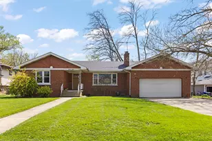1412 Avery Ave, Wheaton, IL 60187 - Photo 1