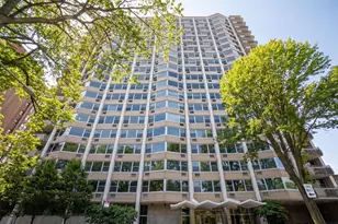 555 W Cornelia Ave, Chicago, IL 60657 - Photo 1