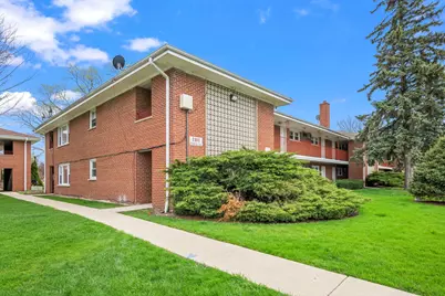 1101 Holiday Lane #10, Des Plaines, IL 60016 - Photo 1