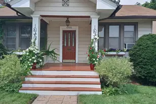 8506 S Euclid Ave, Chicago, IL 60617 - Photo 1