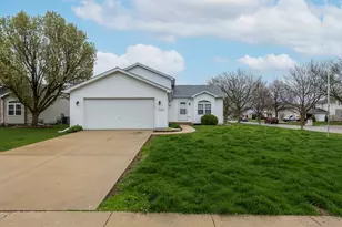 1500 Green Trails Dr, Plainfield, IL 60586 - Photo 1